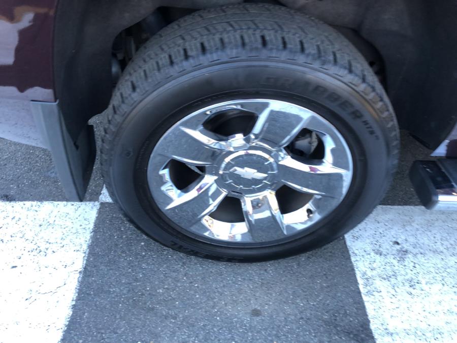 2017 Chevrolet Tahoe 4WD 4dr LT, available for sale in Waterbury, Connecticut | National Auto Brokers, Inc.. Waterbury, Connecticut 2017 Chevrolet Tahoe 4WD 4dr LT, available for sale in Waterbury, Connecticut | National Auto Brokers, Inc.. Waterbury, Connecticut