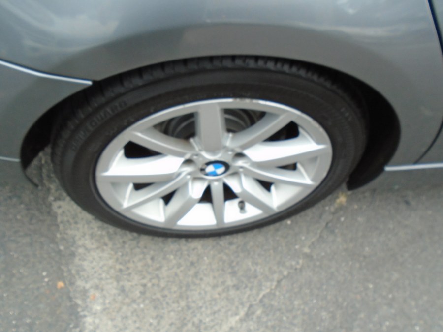 2009 BMW 3 Series 4dr Sdn 328i RWD South Africa, available for sale in Waterbury, Connecticut | Jim Juliani Motors. Waterbury, Connecticut 2009 BMW 3 Series 4dr Sdn 328i RWD South Africa, available for sale in Waterbury, Connecticut | Jim Juliani Motors. Waterbury, Connecticut