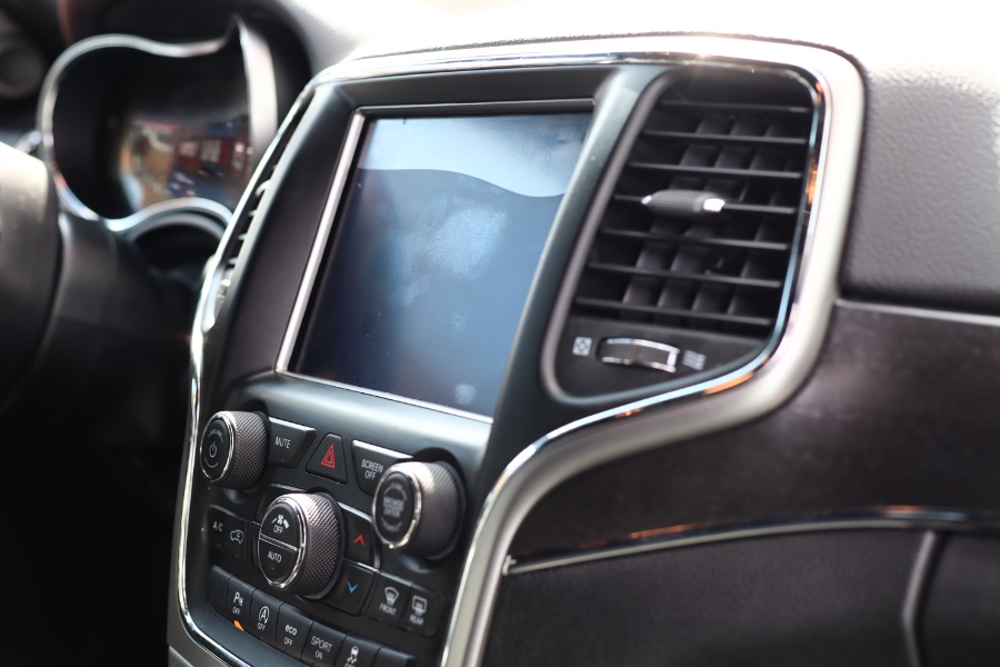 Used Jeep Grand Cherokee Limited 4x4 2018 | Hillside Auto Mall Inc.. Jamaica, New York Used Jeep Grand Cherokee Limited 4x4 2018 | Hillside Auto Mall Inc.. Jamaica, New York