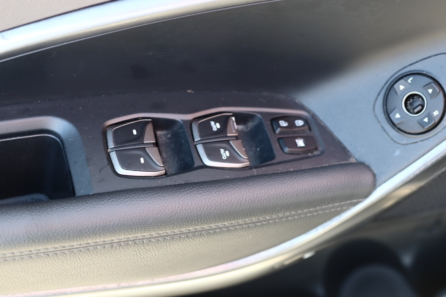 Used Hyundai Santa Fe Sport 2.4L Auto AWD 2018 | Hillside Auto Mall Inc.. Jamaica, New York Used Hyundai Santa Fe Sport 2.4L Auto AWD 2018 | Hillside Auto Mall Inc.. Jamaica, New York