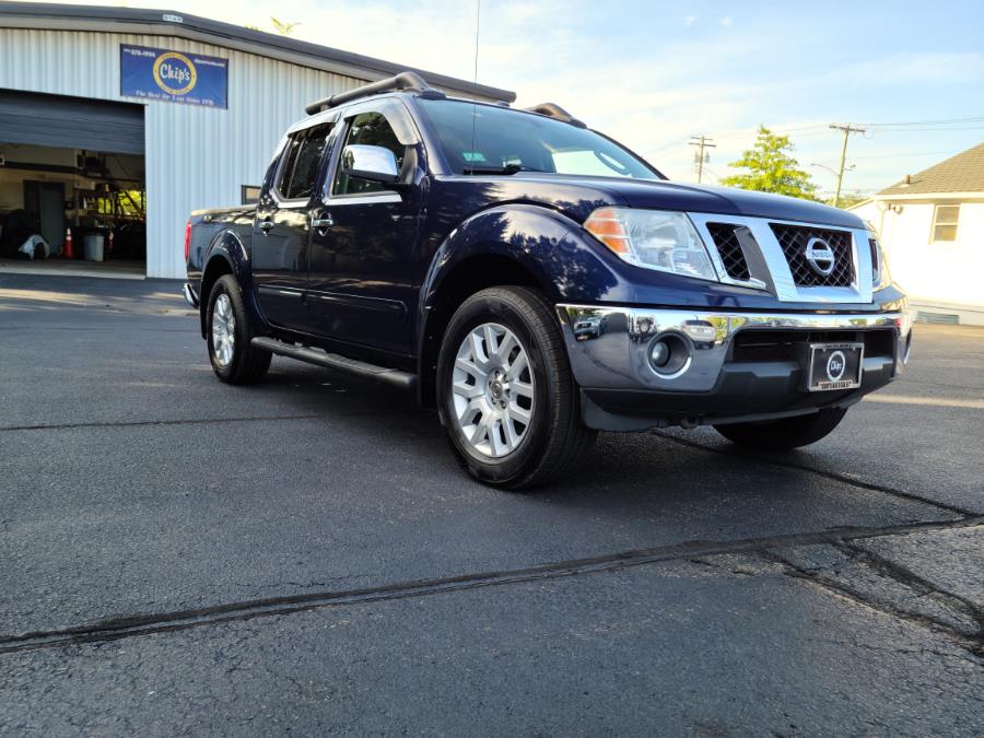 2010 Nissan Frontier 4WD Crew Cab SWB Auto SE, available for sale in Milford, Connecticut | Chip's Auto Sales Inc. Milford, Connecticut 2010 Nissan Frontier 4WD Crew Cab SWB Auto SE, available for sale in Milford, Connecticut | Chip's Auto Sales Inc. Milford, Connecticut