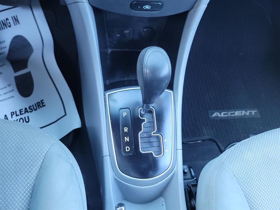 Used Hyundai Accent 5dr HB Auto GS 2014 | Auto Fair Inc.. West Haven, Connecticut Used Hyundai Accent 5dr HB Auto GS 2014 | Auto Fair Inc.. West Haven, Connecticut