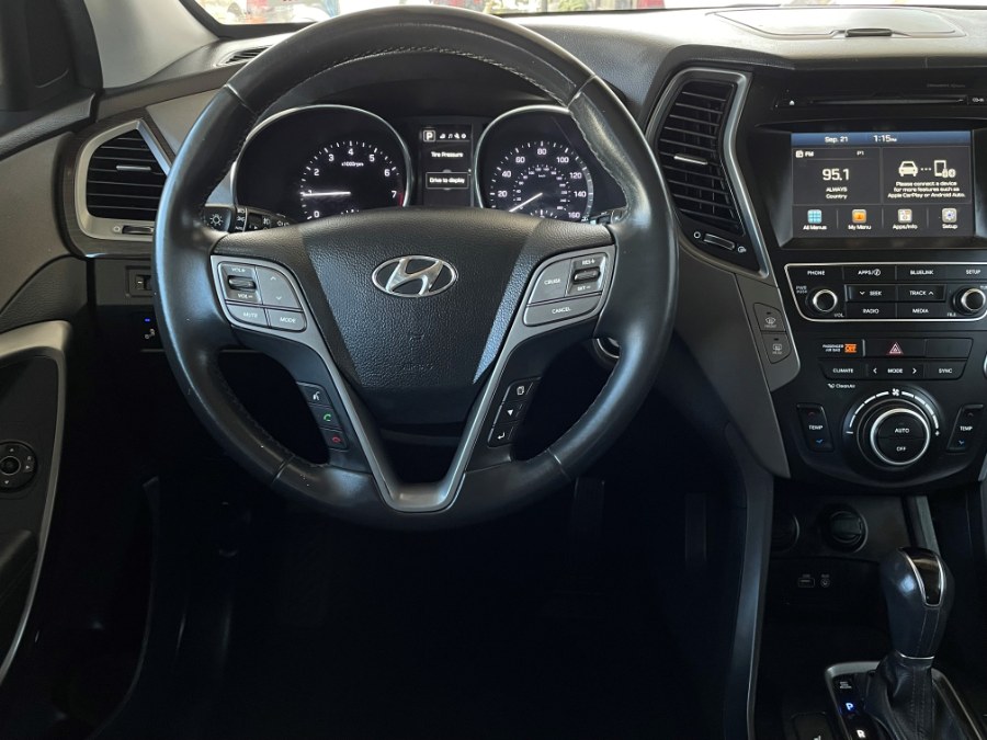 2017 Hyundai Santa Fe Sport 2.4L Auto, available for sale in Corona, California | Green Light Auto. Corona, California 2017 Hyundai Santa Fe Sport 2.4L Auto, available for sale in Corona, California | Green Light Auto. Corona, California