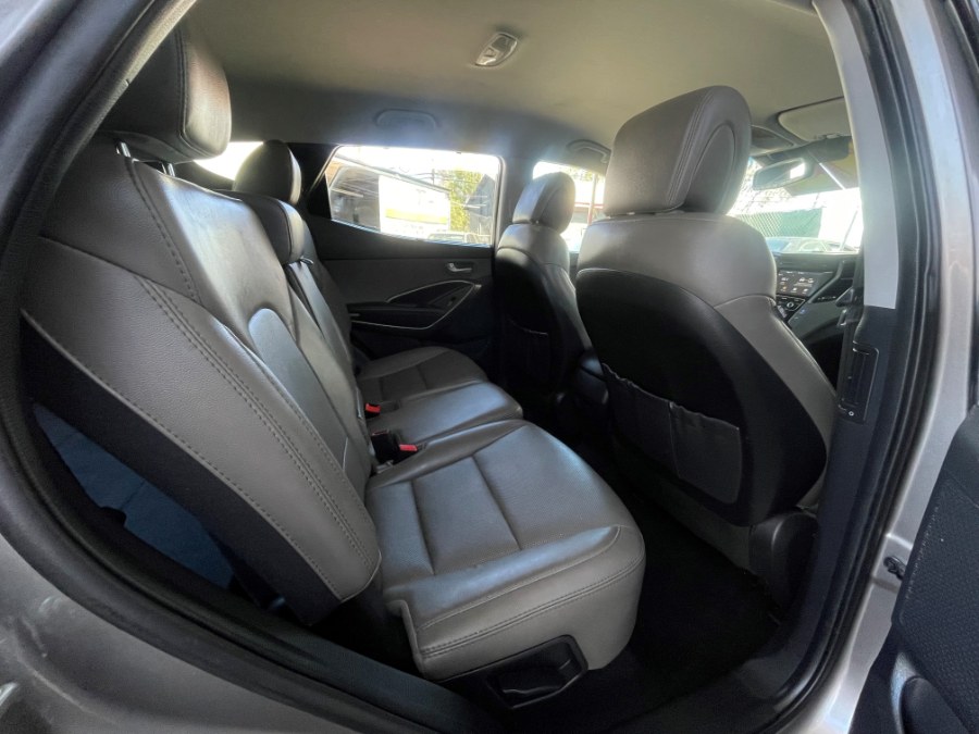 2017 Hyundai Santa Fe Sport 2.4L Auto, available for sale in Corona, California | Green Light Auto. Corona, California 2017 Hyundai Santa Fe Sport 2.4L Auto, available for sale in Corona, California | Green Light Auto. Corona, California