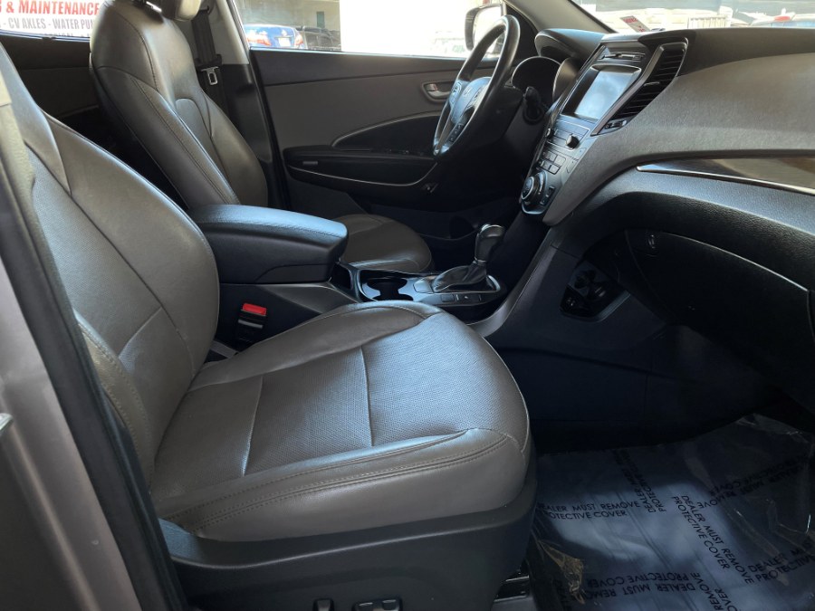 2017 Hyundai Santa Fe Sport 2.4L Auto, available for sale in Corona, California | Green Light Auto. Corona, California 2017 Hyundai Santa Fe Sport 2.4L Auto, available for sale in Corona, California | Green Light Auto. Corona, California