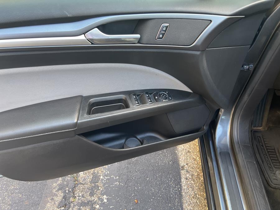 Used Ford Fusion 4dr Sdn S FWD 2016 | TJ Motors. New London, Connecticut Used Ford Fusion 4dr Sdn S FWD 2016 | TJ Motors. New London, Connecticut