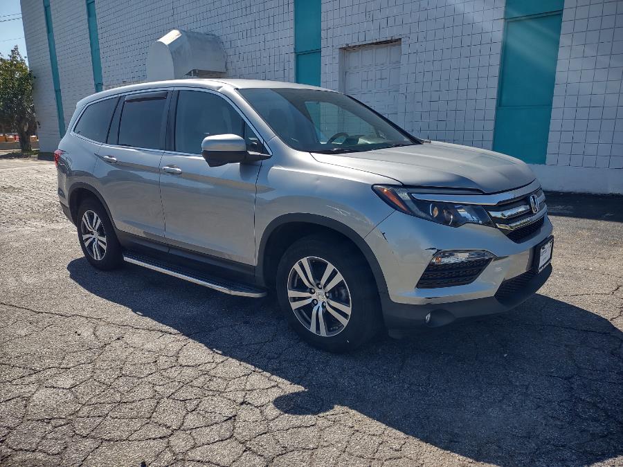 2017 Honda Pilot EX AWD, available for sale in Milford, Connecticut | Dealertown Auto Wholesalers. Milford, Connecticut 2017 Honda Pilot EX AWD, available for sale in Milford, Connecticut | Dealertown Auto Wholesalers. Milford, Connecticut