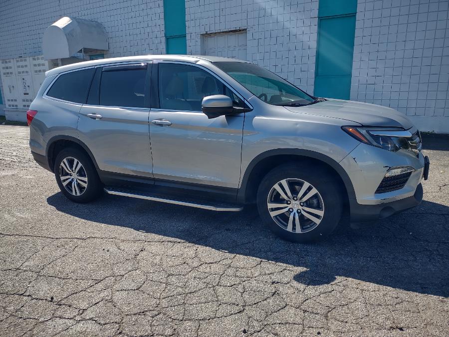 2017 Honda Pilot EX AWD, available for sale in Milford, Connecticut | Dealertown Auto Wholesalers. Milford, Connecticut 2017 Honda Pilot EX AWD, available for sale in Milford, Connecticut | Dealertown Auto Wholesalers. Milford, Connecticut