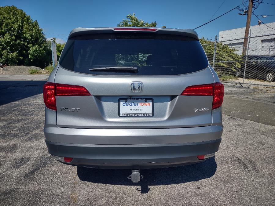 2017 Honda Pilot EX AWD, available for sale in Milford, Connecticut | Dealertown Auto Wholesalers. Milford, Connecticut 2017 Honda Pilot EX AWD, available for sale in Milford, Connecticut | Dealertown Auto Wholesalers. Milford, Connecticut