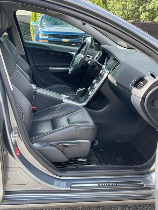 Used Volvo S60 T5 AWD Dynamic 2017 | New Beginning Auto Service Inc . Ashland , Massachusetts Used Volvo S60 T5 AWD Dynamic 2017 | New Beginning Auto Service Inc . Ashland , Massachusetts