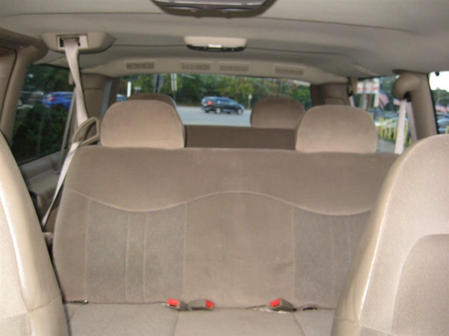 2003 Chevrolet Astro Base AWD 3dr Mini Van, available for sale in Massapequa, New York | Rite Choice Auto Inc.. Massapequa, New York 2003 Chevrolet Astro Base AWD 3dr Mini Van, available for sale in Massapequa, New York | Rite Choice Auto Inc.. Massapequa, New York