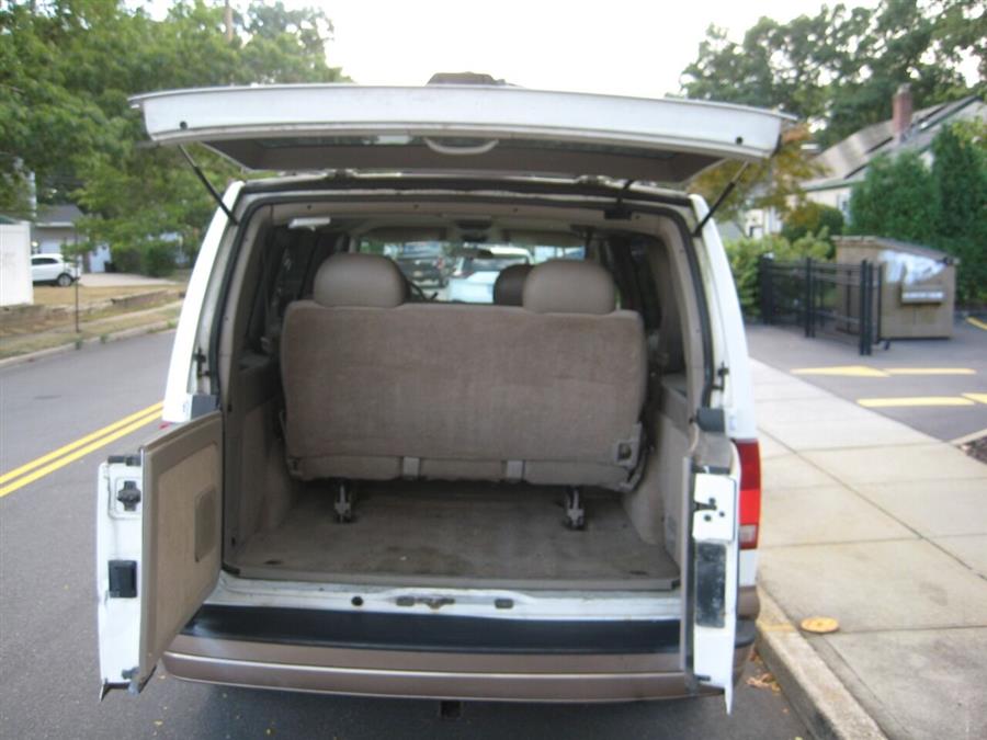 2003 Chevrolet Astro Base AWD 3dr Mini Van, available for sale in Massapequa, New York | Rite Choice Auto Inc.. Massapequa, New York 2003 Chevrolet Astro Base AWD 3dr Mini Van, available for sale in Massapequa, New York | Rite Choice Auto Inc.. Massapequa, New York