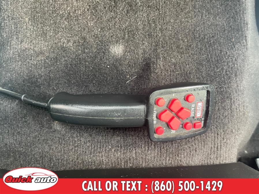 2013 GMC Sierra 1500 4WD Ext Cab 143.5" SLE, available for sale in Bristol, Connecticut | Quick Auto LLC. Bristol, Connecticut 2013 GMC Sierra 1500 4WD Ext Cab 143.5" SLE, available for sale in Bristol, Connecticut | Quick Auto LLC. Bristol, Connecticut