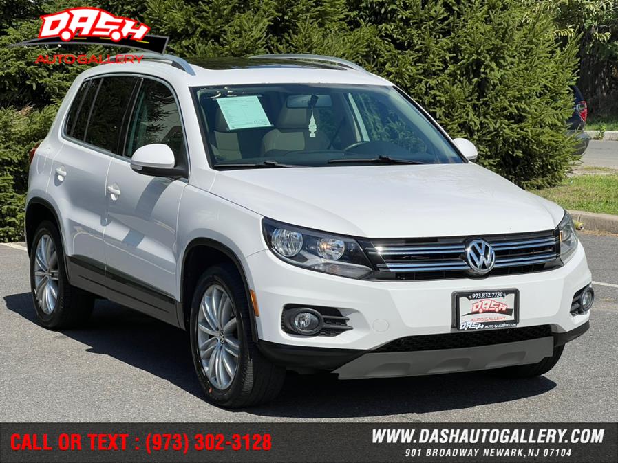 2012 Volkswagen Tiguan 2WD 4dr Auto SE w/Sunroof & Nav, available for sale in Newark, New Jersey | Dash Auto Gallery Inc.. Newark, New Jersey