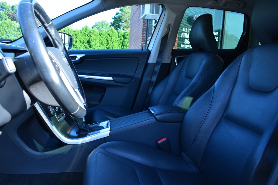 Used Volvo XC60 FWD 4dr T5 Drive-E Premier Plus 2015 | Longmeadow Motor Cars. ENFIELD, Connecticut