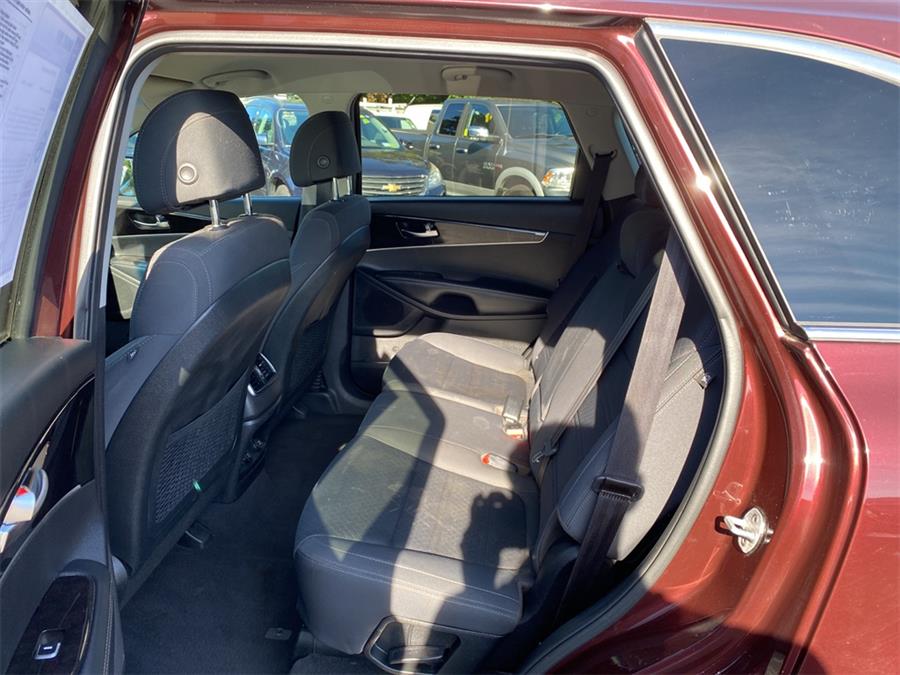 Used Kia Sorento LX 2017 | Smart Buy Auto Sales, LLC. Wallingford, Connecticut Used Kia Sorento LX 2017 | Smart Buy Auto Sales, LLC. Wallingford, Connecticut