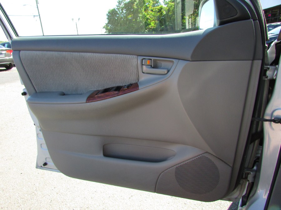 2007 Toyota Corolla 4dr Sdn Auto LE (Natl), available for sale in East Windsor, Connecticut | United Auto Sales of E Windsor, Inc. East Windsor, Connecticut 2007 Toyota Corolla 4dr Sdn Auto LE (Natl), available for sale in East Windsor, Connecticut | United Auto Sales of E Windsor, Inc. East Windsor, Connecticut
