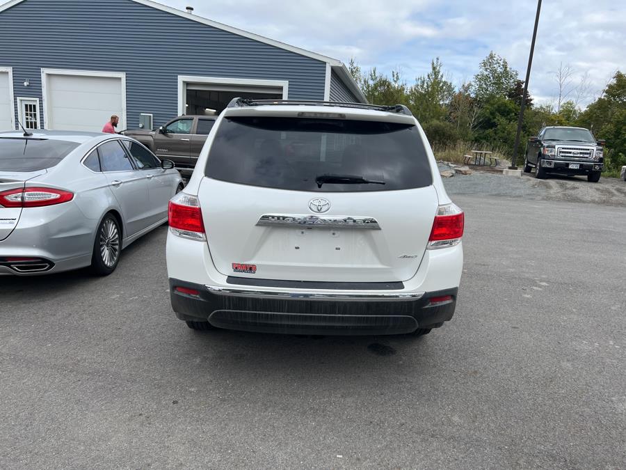 2012 Toyota Highlander 4WD 4dr V6 (Natl), available for sale in Bangor , Maine | Pray's Auto Sales . Bangor , Maine 2012 Toyota Highlander 4WD 4dr V6 (Natl), available for sale in Bangor , Maine | Pray's Auto Sales . Bangor , Maine
