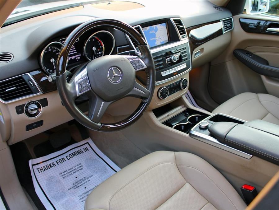 Used Mercedes-benz M-class ML 350 2013 | Auto Expo. Great Neck, New York