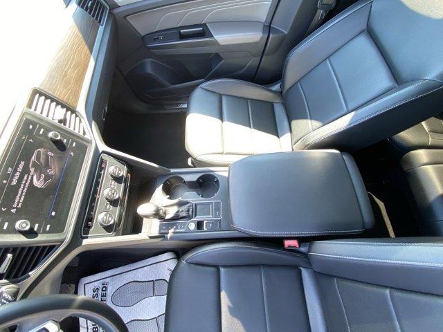 2021 Volkswagen Atlas 3.6L V6 SE w/Technology, available for sale in Great Neck, New York | Camy Cars. Great Neck, New York 2021 Volkswagen Atlas 3.6L V6 SE w/Technology, available for sale in Great Neck, New York | Camy Cars. Great Neck, New York