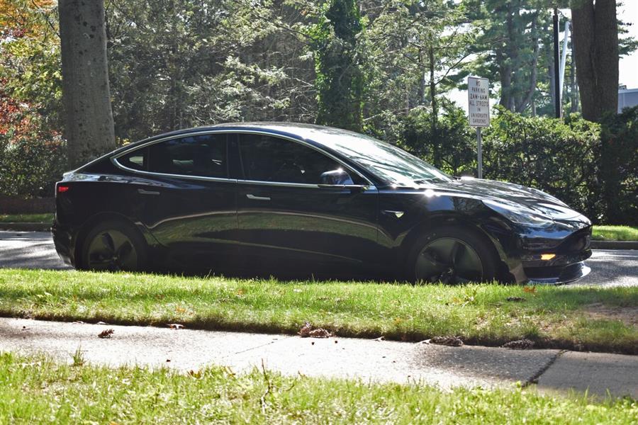 Used Tesla Model 3 Standard Range Plus 4dr Fastback 2019 | Camy Cars. Great Neck, New York Used Tesla Model 3 Standard Range Plus 4dr Fastback 2019 | Camy Cars. Great Neck, New York