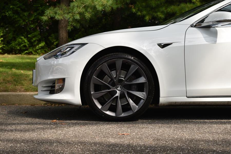 Used Tesla Model s 75D AWD 4dr Liftback 2018 | Camy Cars. Great Neck, New York Used Tesla Model s 75D AWD 4dr Liftback 2018 | Camy Cars. Great Neck, New York