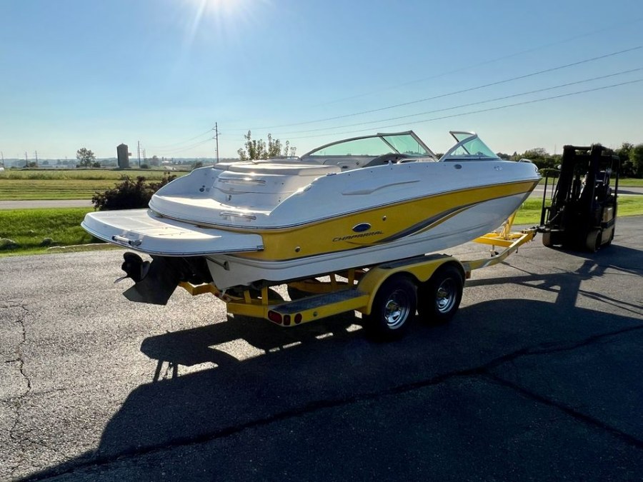 2005 Chaparral 220 SSI, available for sale in Darien, Wisconsin | Geneva Motor Cars. Darien, Wisconsin 2005 Chaparral 220 SSI, available for sale in Darien, Wisconsin | Geneva Motor Cars. Darien, Wisconsin