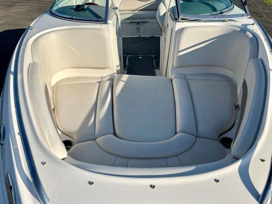 2005 Chaparral 220 SSI, available for sale in Darien, Wisconsin | Geneva Motor Cars. Darien, Wisconsin 2005 Chaparral 220 SSI, available for sale in Darien, Wisconsin | Geneva Motor Cars. Darien, Wisconsin
