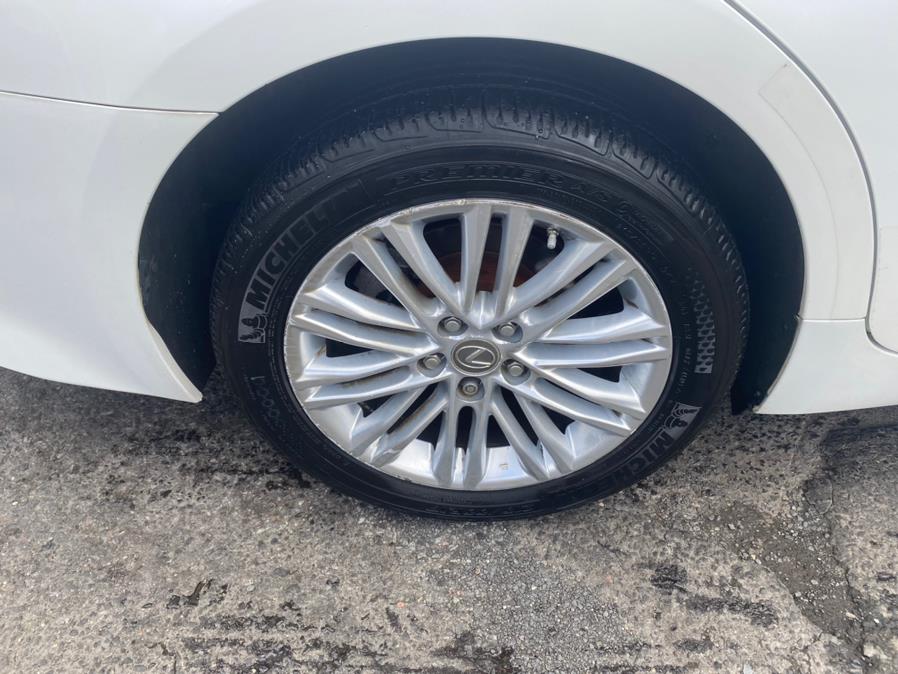 Used Lexus ES 350 4dr Sdn 2013 | VEB Auto Sales. Hartford, Connecticut Used Lexus ES 350 4dr Sdn 2013 | VEB Auto Sales. Hartford, Connecticut