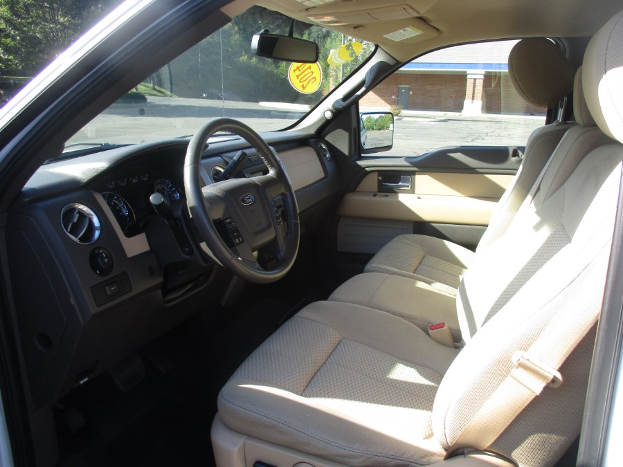 Used Ford F-150 4WD SuperCrew 145" XLT 2014 | Universal Motors LLC. New Britain, Connecticut Used Ford F-150 4WD SuperCrew 145" XLT 2014 | Universal Motors LLC. New Britain, Connecticut