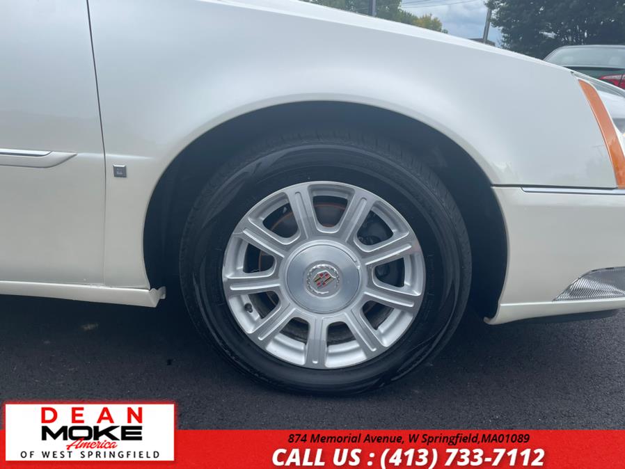 Used Cadillac DTS 4dr Sdn w/1SC 2008 | Dean Moke America of West Springfield. W Springfield, Massachusetts Used Cadillac DTS 4dr Sdn w/1SC 2008 | Dean Moke America of West Springfield. W Springfield, Massachusetts