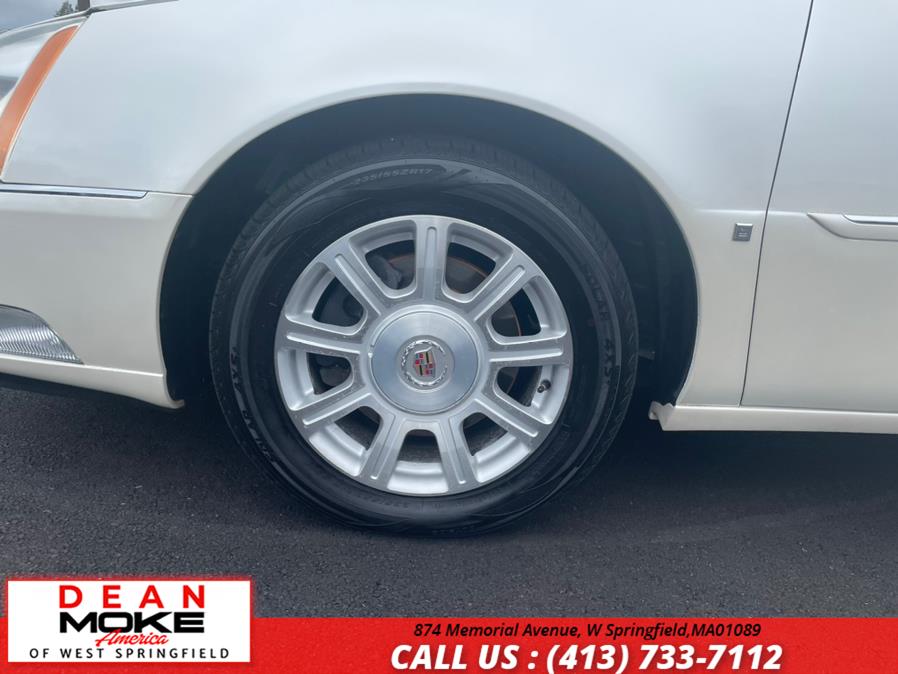 Used Cadillac DTS 4dr Sdn w/1SC 2008 | Dean Moke America of West Springfield. W Springfield, Massachusetts Used Cadillac DTS 4dr Sdn w/1SC 2008 | Dean Moke America of West Springfield. W Springfield, Massachusetts