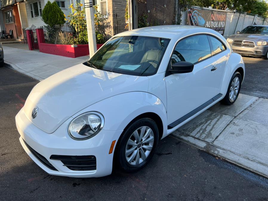 2017 Volkswagen Beetle 1.8T Classic Auto, available for sale in Jamaica, New York | Sunrise Autoland. Jamaica, New York 2017 Volkswagen Beetle 1.8T Classic Auto, available for sale in Jamaica, New York | Sunrise Autoland. Jamaica, New York