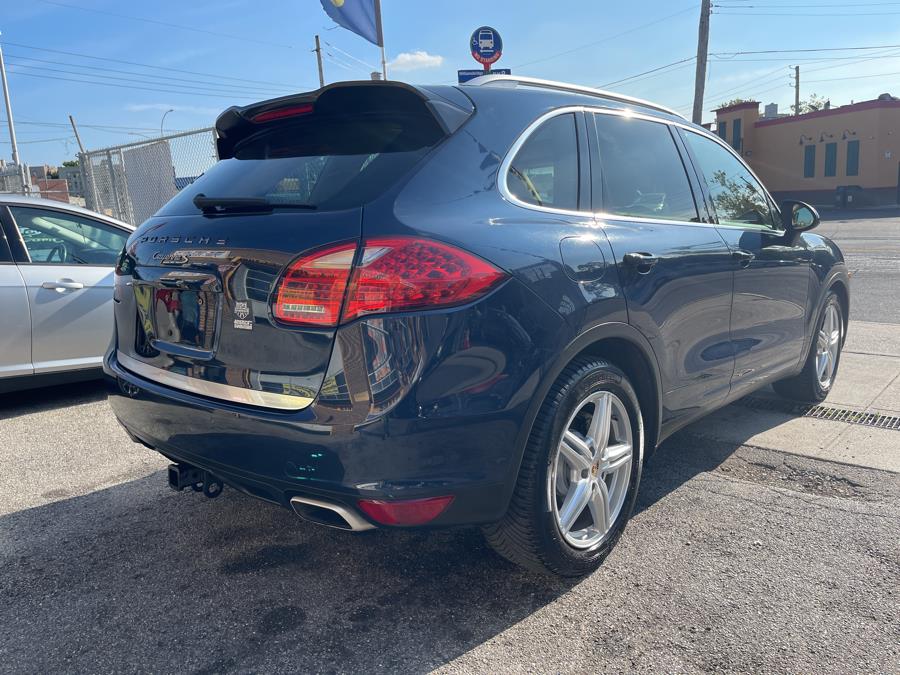 2012 Porsche Cayenne AWD 4dr S, available for sale in Bronx, New York | New York Motors Group Solutions LLC. Bronx, New York 2012 Porsche Cayenne AWD 4dr S, available for sale in Bronx, New York | New York Motors Group Solutions LLC. Bronx, New York