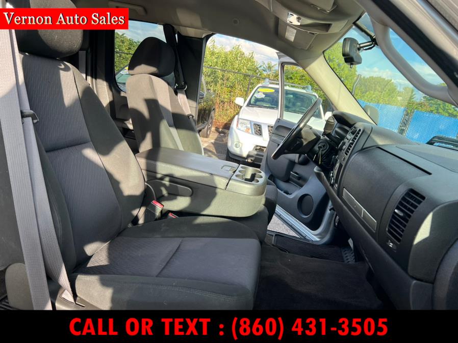2011 Chevrolet Silverado 1500 4WD Ext Cab 143.5" LT, available for sale in Manchester, Connecticut | Vernon Auto Sale & Service. Manchester, Connecticut 2011 Chevrolet Silverado 1500 4WD Ext Cab 143.5" LT, available for sale in Manchester, Connecticut | Vernon Auto Sale & Service. Manchester, Connecticut