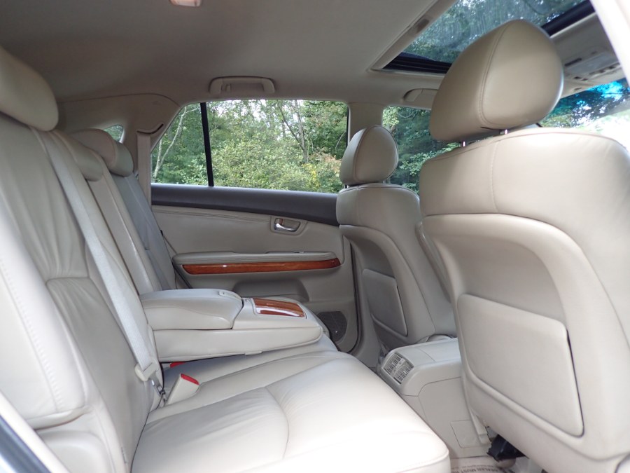 Used Lexus RX 330 4dr SUV AWD 2004 | Eagleville Motors. Storrs, Connecticut Used Lexus RX 330 4dr SUV AWD 2004 | Eagleville Motors. Storrs, Connecticut