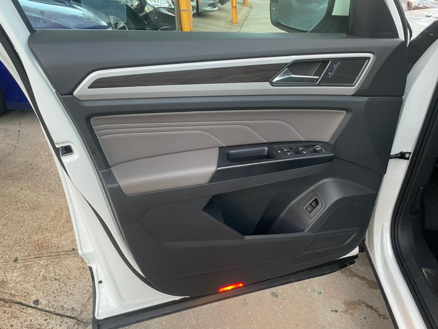 2021 Volkswagen Atlas SE w/Technology, available for sale in Jamaica, New York | Sylhet Motors Inc.. Jamaica, New York 2021 Volkswagen Atlas SE w/Technology, available for sale in Jamaica, New York | Sylhet Motors Inc.. Jamaica, New York