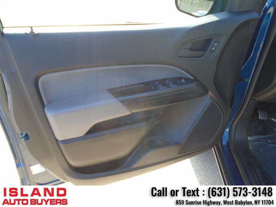 Used Chevrolet Colorado Work Truck 4x4 4dr Crew Cab 5 ft. SB 2019 | Island Auto Buyers. West Babylon, New York Used Chevrolet Colorado Work Truck 4x4 4dr Crew Cab 5 ft. SB 2019 | Island Auto Buyers. West Babylon, New York