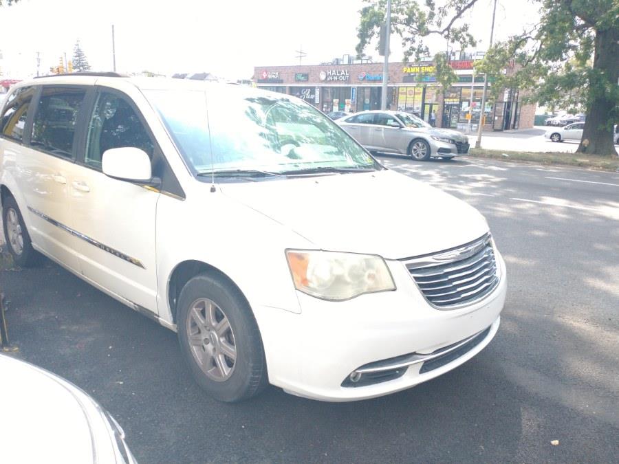 Used Chrysler Town & Country 4dr Wgn Touring 2011 | Sunrise Auto Sales. Rosedale, New York