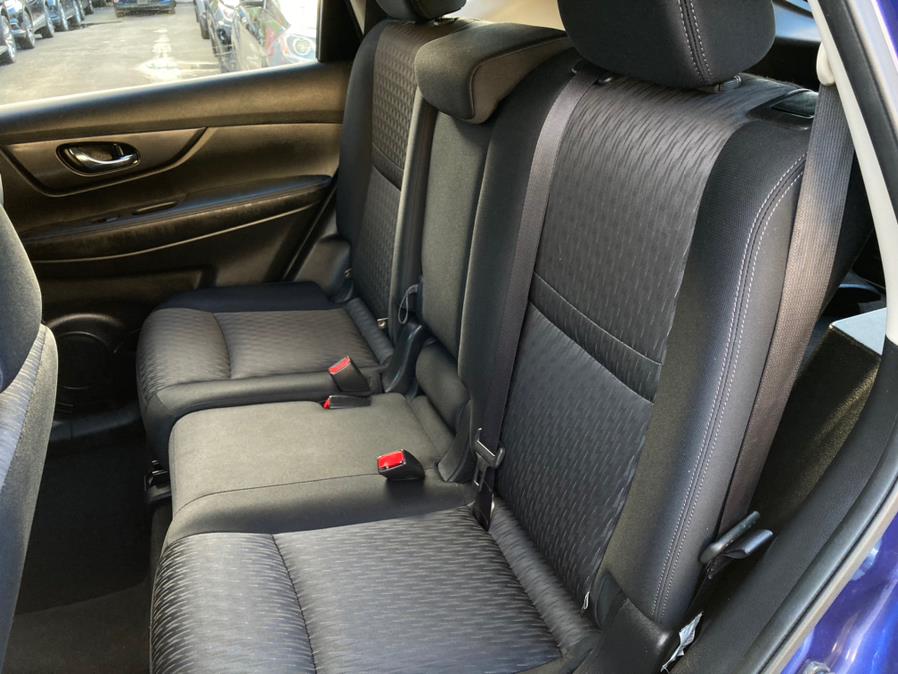 2017 Nissan Rogue AWD SV, available for sale in Brooklyn, New York | Carsbuck Inc.. Brooklyn, New York 2017 Nissan Rogue AWD SV, available for sale in Brooklyn, New York | Carsbuck Inc.. Brooklyn, New York