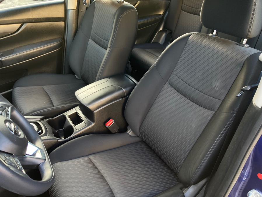 2017 Nissan Rogue AWD SV, available for sale in Brooklyn, New York | Carsbuck Inc.. Brooklyn, New York 2017 Nissan Rogue AWD SV, available for sale in Brooklyn, New York | Carsbuck Inc.. Brooklyn, New York