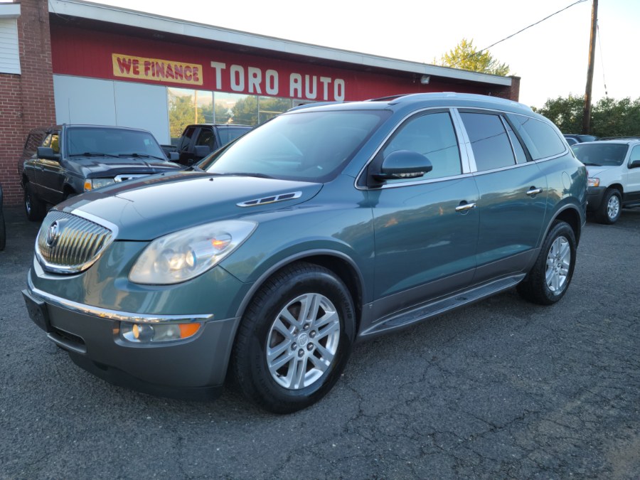 Used Buick Enclave AWD 4dr CX 3rd Raw Leather & Sunroof & DVD 2009 | Toro Auto. East Windsor, Connecticut