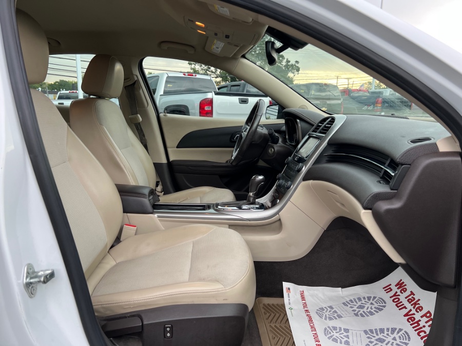 Used Chevrolet Malibu 4dr Sdn LT w/2LT 2013 | Marsh Auto Sales LLC. Ortonville, Michigan Used Chevrolet Malibu 4dr Sdn LT w/2LT 2013 | Marsh Auto Sales LLC. Ortonville, Michigan