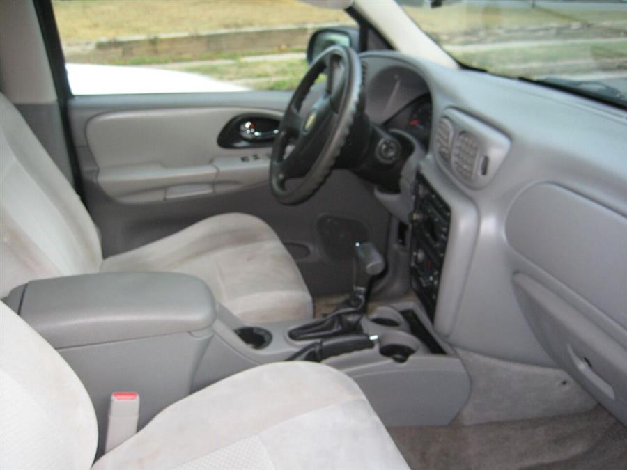 Used Chevrolet Trailblazer LS 4dr SUV 4WD 2007 | Rite Choice Auto Inc.. Massapequa, New York Used Chevrolet Trailblazer LS 4dr SUV 4WD 2007 | Rite Choice Auto Inc.. Massapequa, New York