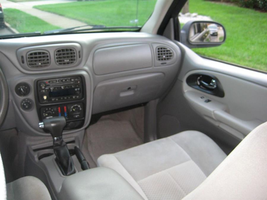 Used Chevrolet Trailblazer LS 4dr SUV 4WD 2007 | Rite Choice Auto Inc.. Massapequa, New York Used Chevrolet Trailblazer LS 4dr SUV 4WD 2007 | Rite Choice Auto Inc.. Massapequa, New York