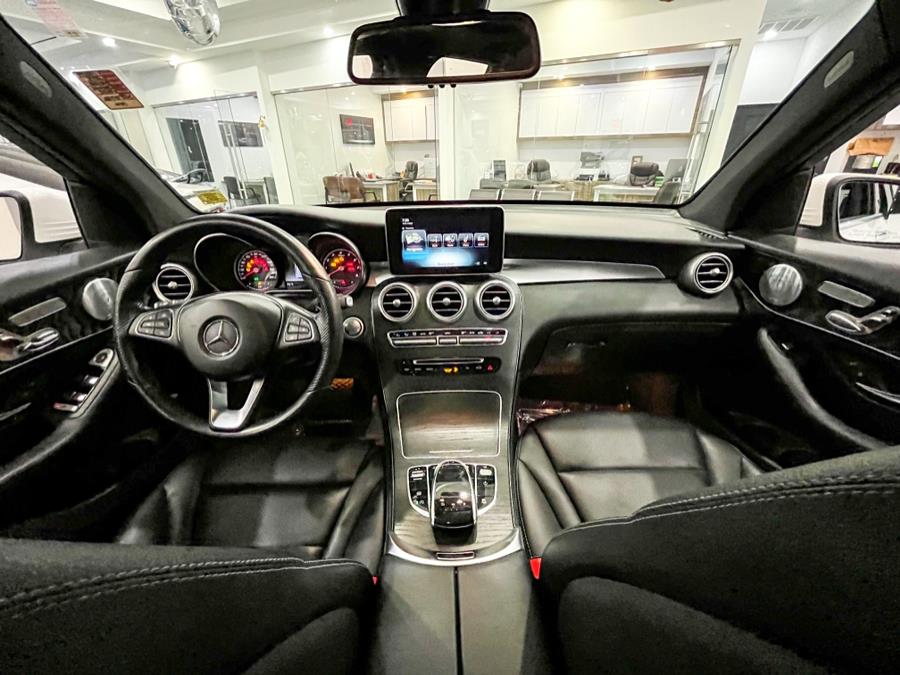 Used Mercedes-Benz GLC GLC 300 4MATIC SUV 2018 | Luxury Motor Club. Franklin Square, New York Used Mercedes-Benz GLC GLC 300 4MATIC SUV 2018 | Luxury Motor Club. Franklin Square, New York