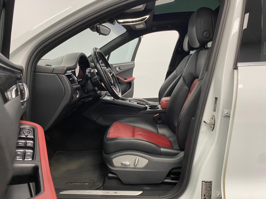 Used Porsche Macan AWD 4dr S 2016 | M Auto Group. Elizabeth, New Jersey Used Porsche Macan AWD 4dr S 2016 | M Auto Group. Elizabeth, New Jersey