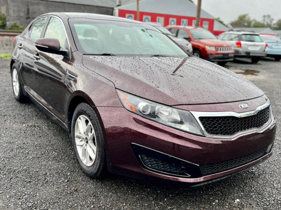 2011 Kia Optima 4dr Sdn 2.4L Auto LX, available for sale in Wallingford, Connecticut | Wallingford Auto Center LLC. Wallingford, Connecticut