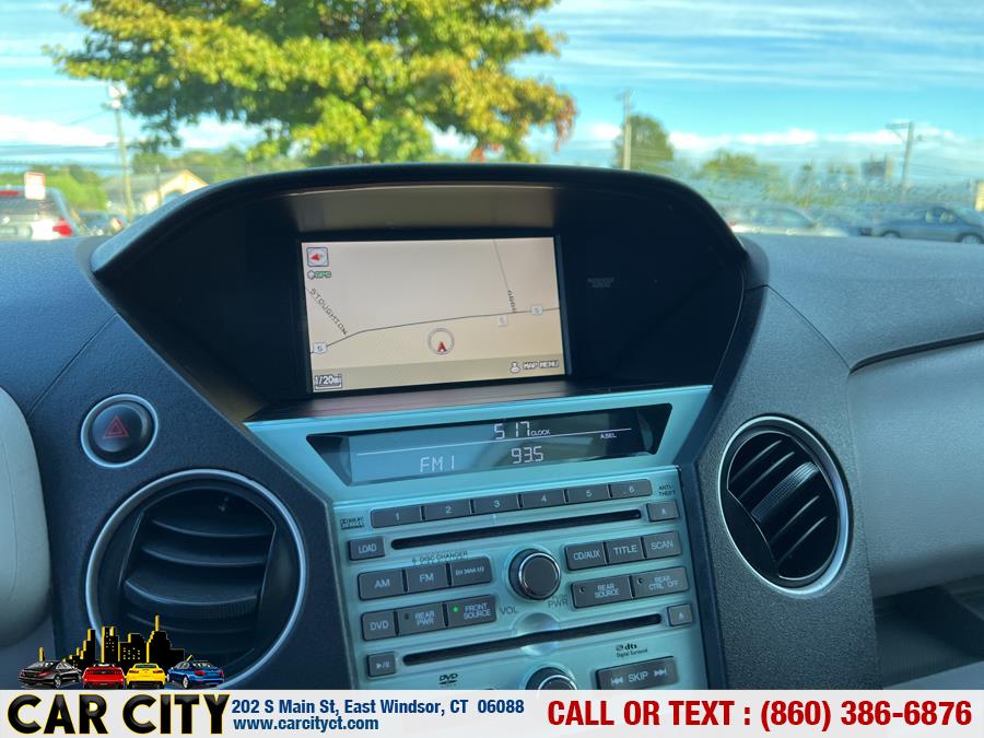 2011 Honda Pilot 4WD 4dr Touring w/RES & Navi, available for sale in East Windsor, Connecticut | Car City LLC. East Windsor, Connecticut 2011 Honda Pilot 4WD 4dr Touring w/RES & Navi, available for sale in East Windsor, Connecticut | Car City LLC. East Windsor, Connecticut