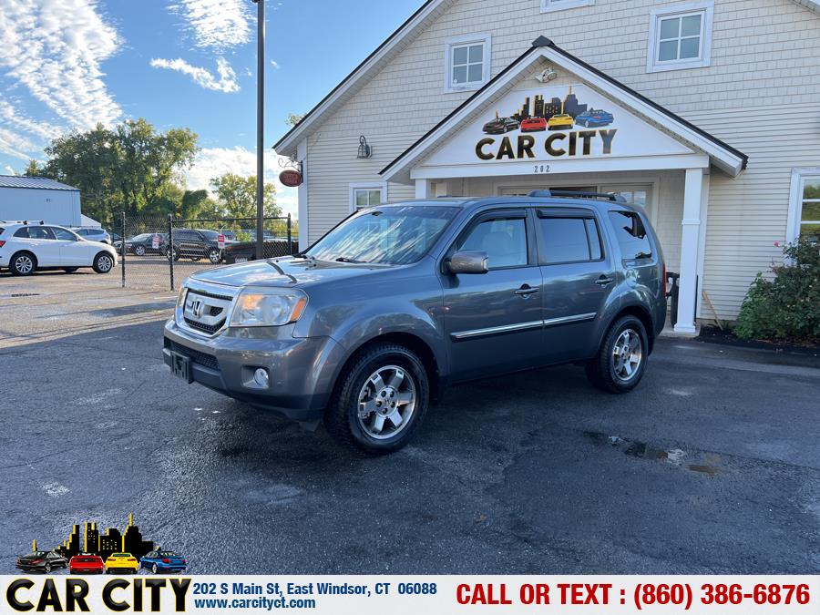 2011 Honda Pilot 4WD 4dr Touring w/RES & Navi, available for sale in East Windsor, Connecticut | Car City LLC. East Windsor, Connecticut 2011 Honda Pilot 4WD 4dr Touring w/RES & Navi, available for sale in East Windsor, Connecticut | Car City LLC. East Windsor, Connecticut